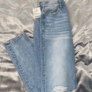 American Eagle mom jeans